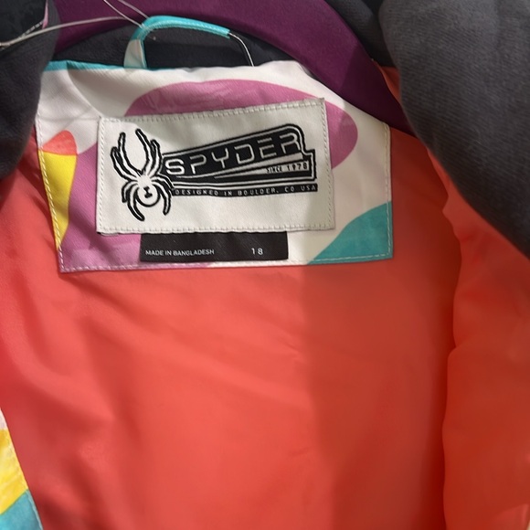 Winter jacket - Picture 2 of 7